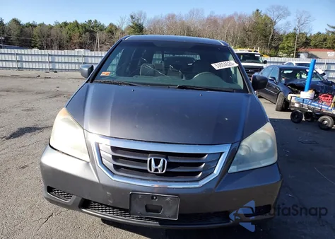 2010 Honda Odyssey Lx z USA, uszkodzony, nr VIN 5FNRL3H25AB026750